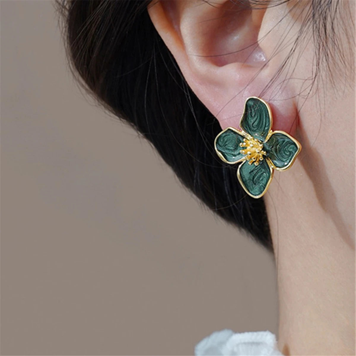 Hibiscus Dropped Glaze Flower Stud Earrings for Women Girl French Ins Vintage Fashion Korean Wedding Romantic Jewelry Gifts