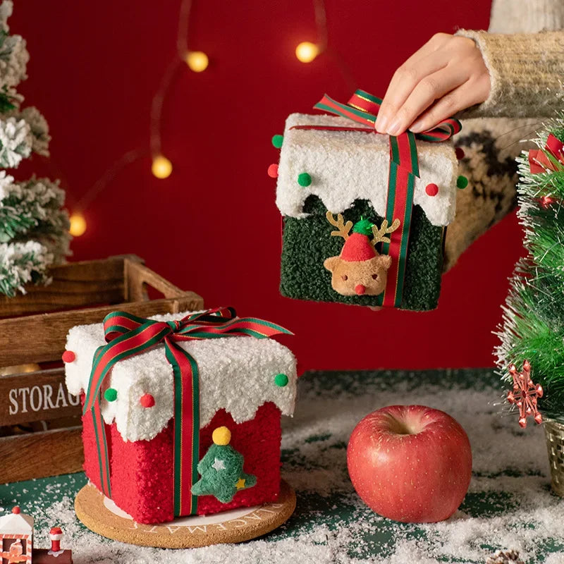 Cute Christmas Gift Box Christmas Eve Apple Packaging Box Creative Plush Fabric Decoration Gift Girlfriend Exquisite Apple Box