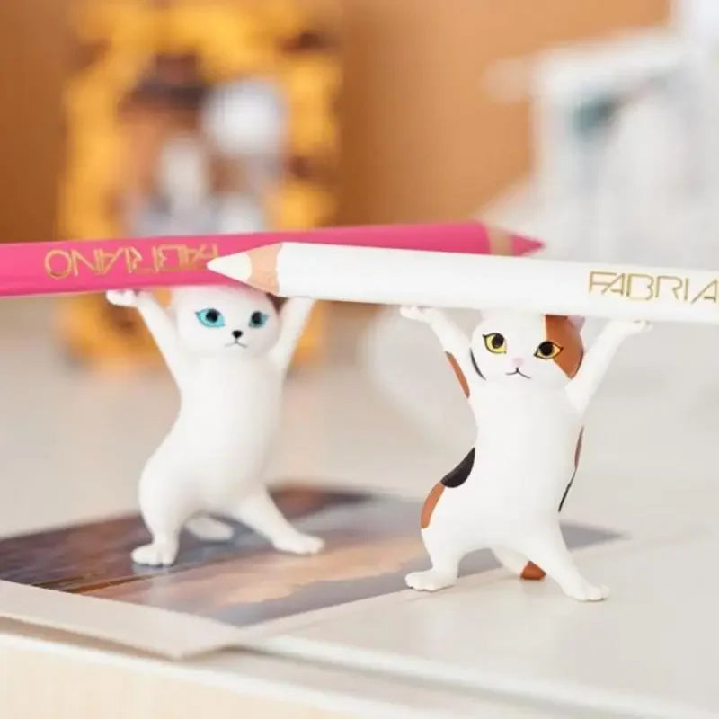 Kawaii Cats Pen Holder Funny Cat Doll Ornaments Plastic Crafts Earphone Support For Room Office Desk Home Decoration Accessories